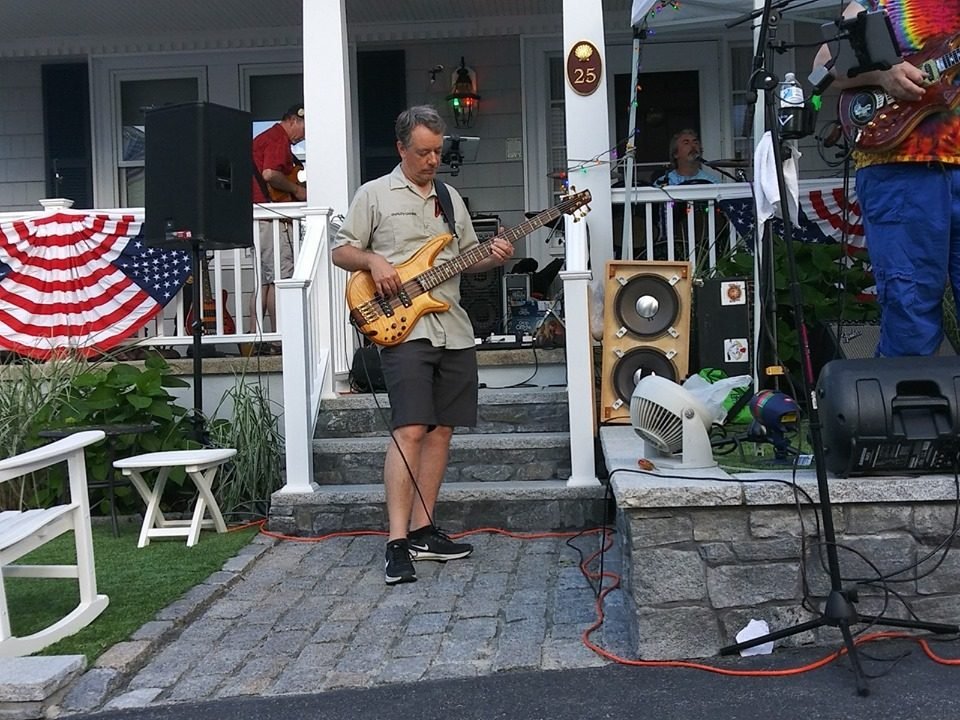 Neighbors gathered for Porchfest in Island Park